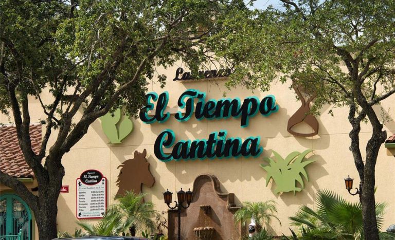 Homes for sale downtown Houston el tiempo cantina