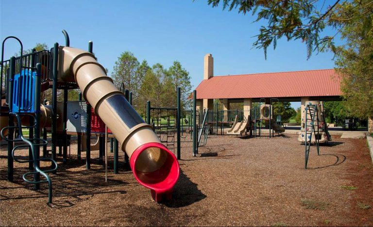 Homes for sale downtown Houston playground