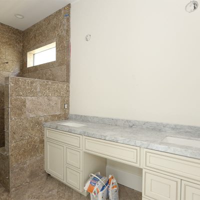 Homes for sale downtown Houston bathroom